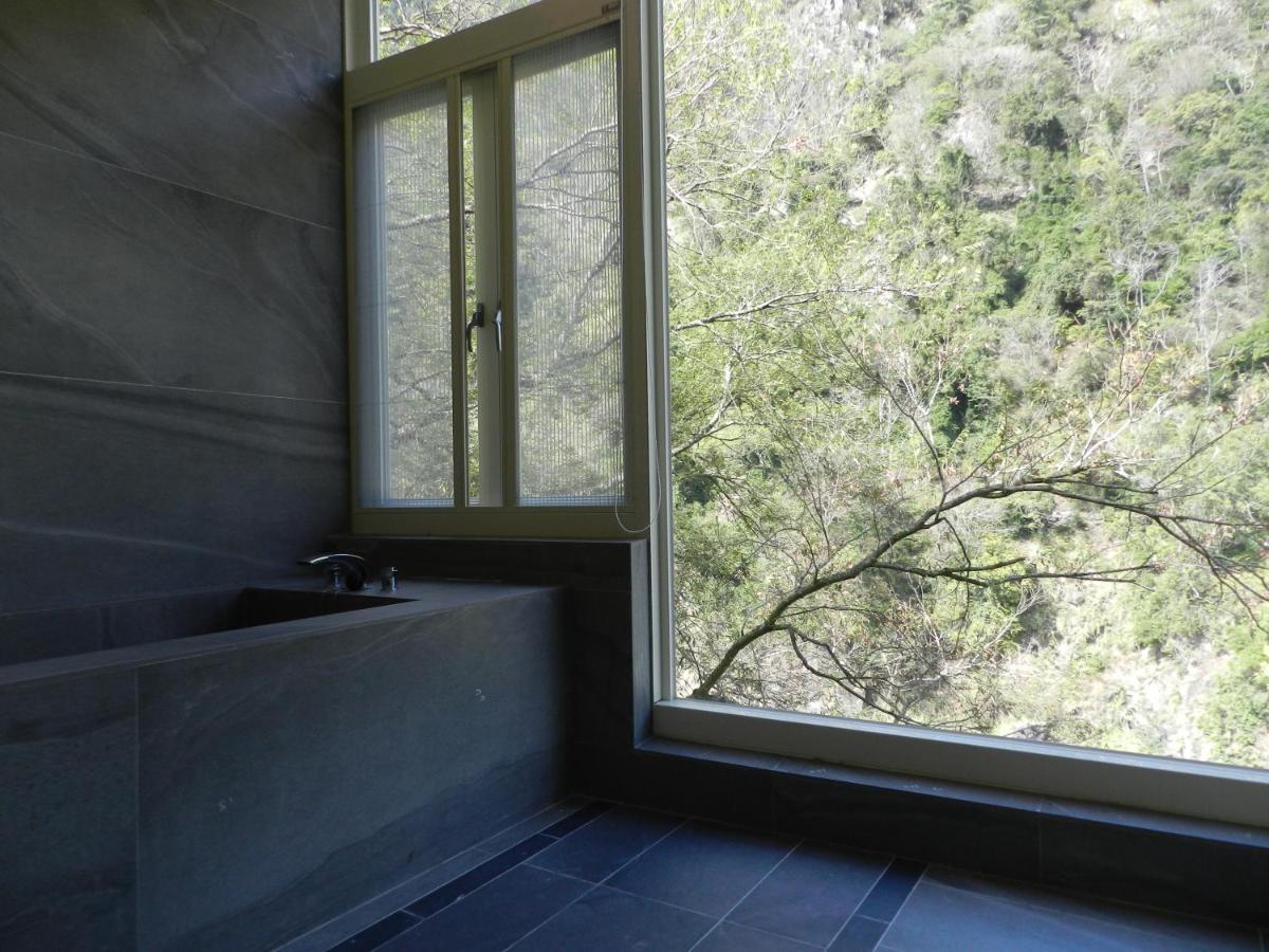 谷關明高溫泉 Mingao Hot Spring Resort Heping  Exterior photo